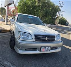 تۆیۆتا کراون